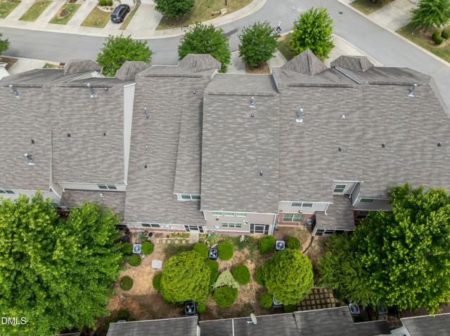 707 Davenbury Way, Cary, NC 27513