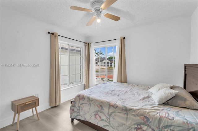 19541 NW 57th Ct, Hialeah, FL 33015