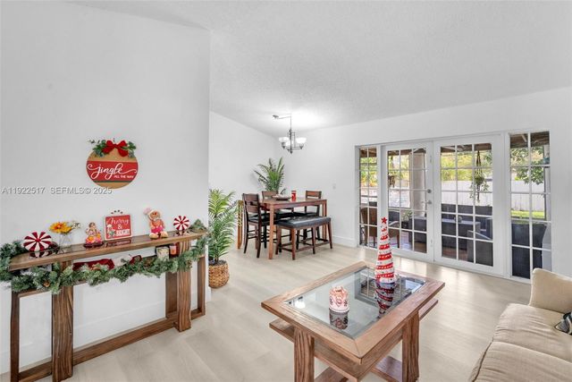 19541 NW 57th Ct, Hialeah, FL 33015