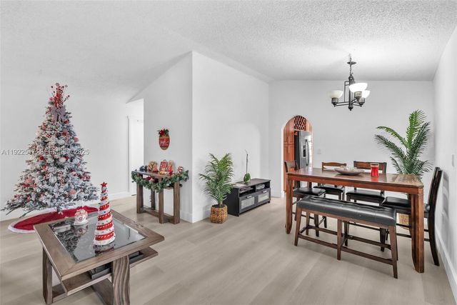 19541 NW 57th Ct, Hialeah, FL 33015