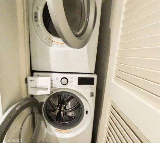 2006 S Corning Street 3, Los Angeles, CA 90034