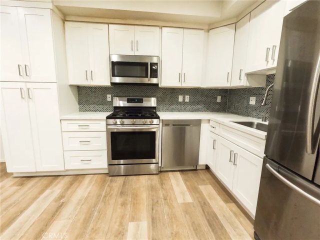 2006 S Corning Street 3, Los Angeles, CA 90034
