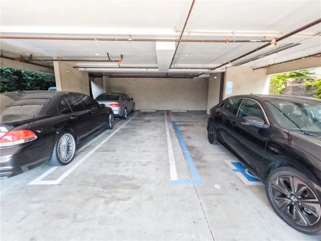 2006 S Corning Street 3, Los Angeles, CA 90034