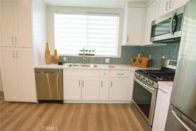2006 S Corning Street 3, Los Angeles, CA 90034