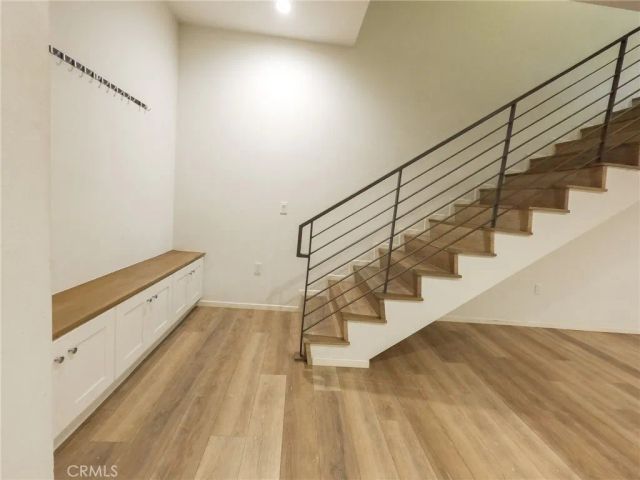 2006 S Corning Street 3, Los Angeles, CA 90034