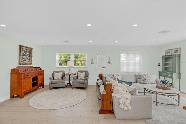 2120 DELORAINE TRAIL, Maitland, FL 32751