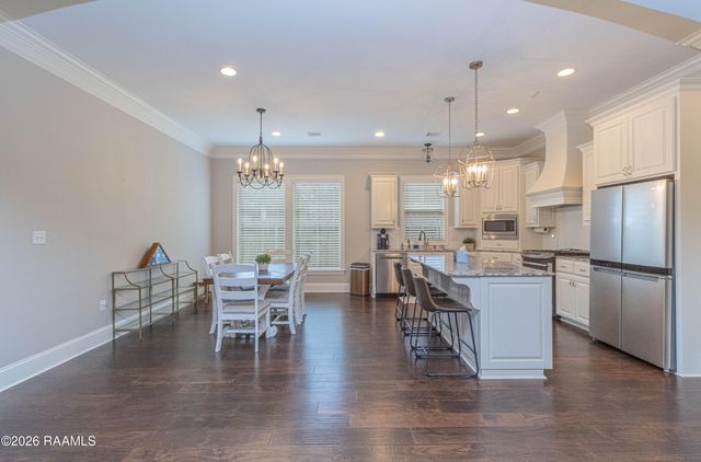 130 Beauchamp Lane, Lafayette, LA 70506