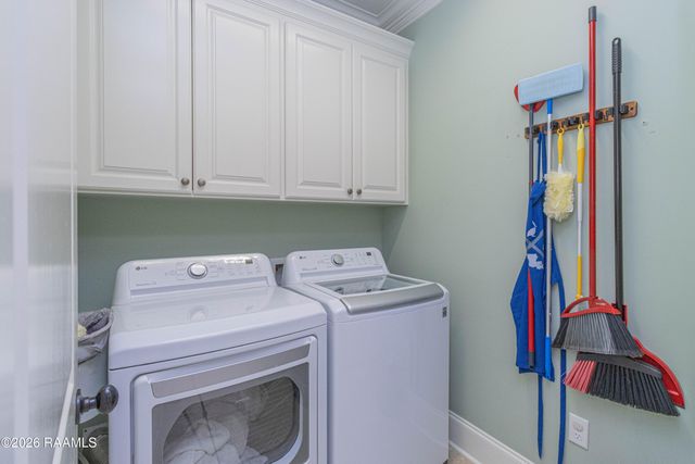 130 Beauchamp Lane, Lafayette, LA 70506