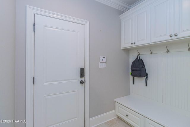 130 Beauchamp Lane, Lafayette, LA 70506
