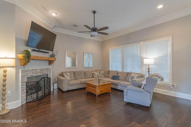 130 Beauchamp Lane, Lafayette, LA 70506
