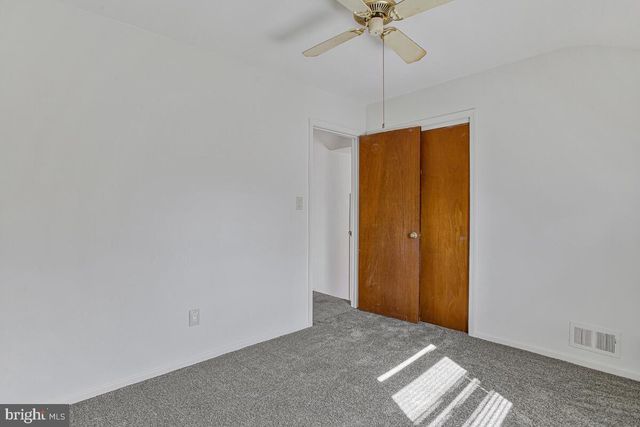 8345 VERONA DR, Hyattsville, MD 20784