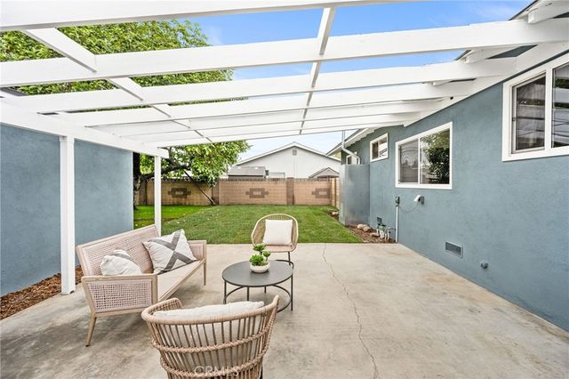 8101 E Timor Street, Long Beach, CA 90808