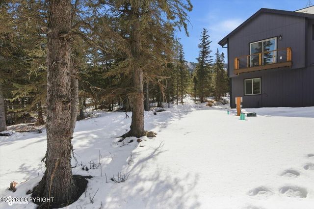 8144 Marino Drive, Anchorage, AK 99516