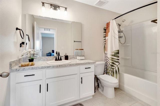 2205 CROSSBOW STREET, Clermont, FL 34715
