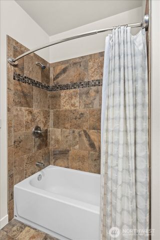 2923 165th Drive SE, Snohomish, WA 98290