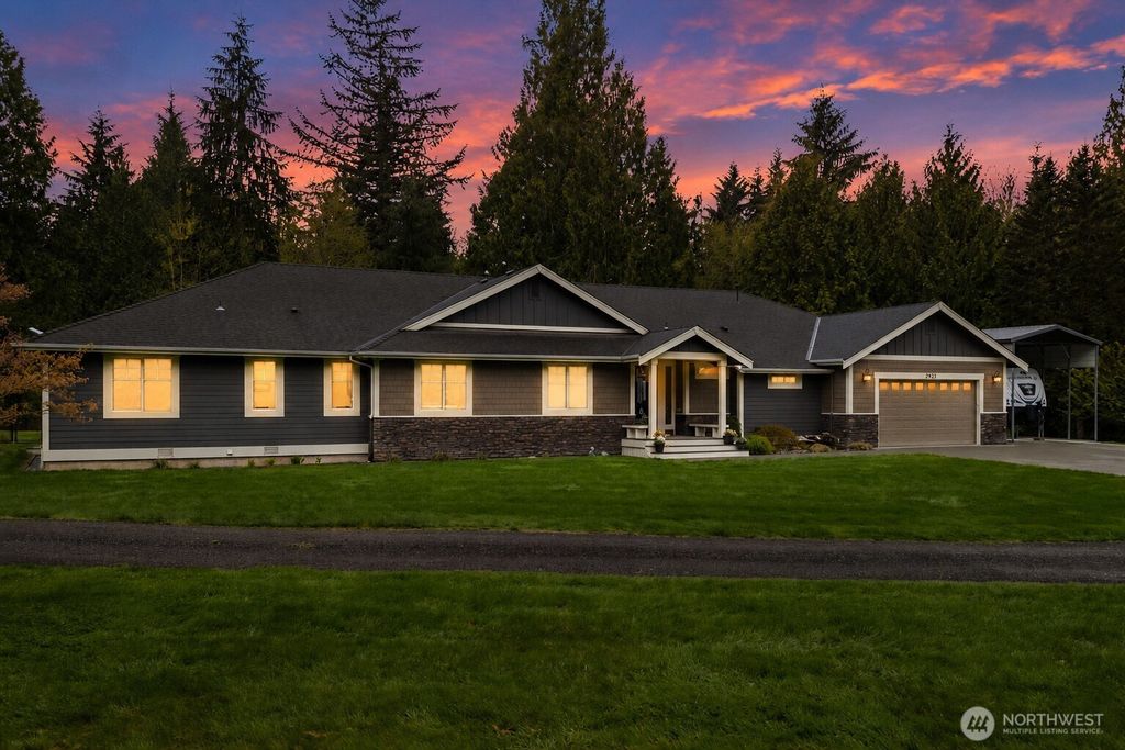 2923 165th Drive SE, Snohomish, WA 98290
