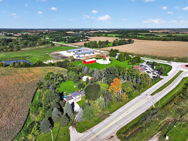 1708 N Colony AVENUE, Union Grove, WI 53182