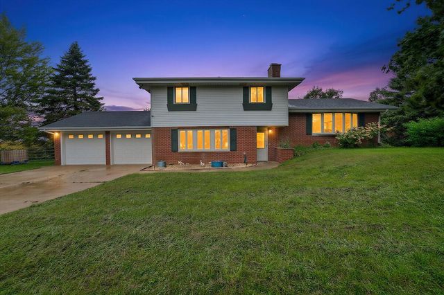 1708 N Colony AVENUE, Union Grove, WI 53182