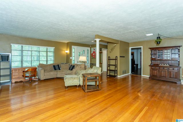 310 SOUTH PARKWAY, Hueytown, AL 35023