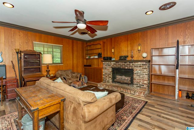 310 SOUTH PARKWAY, Hueytown, AL 35023