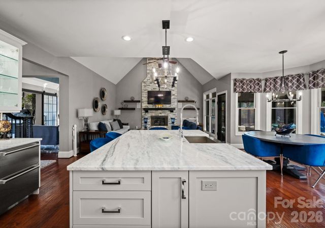 141 Sardis Lane, Charlotte, NC 28270