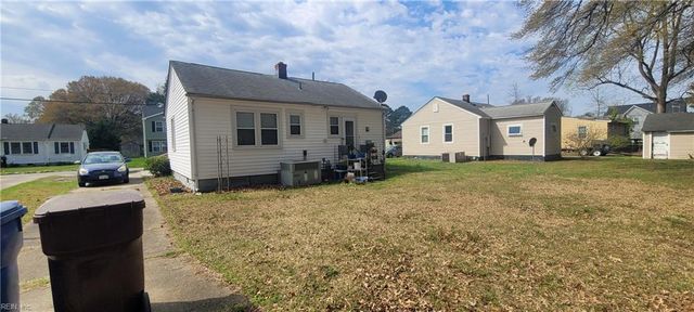 2807 Omar ST, Chesapeake, VA 23324