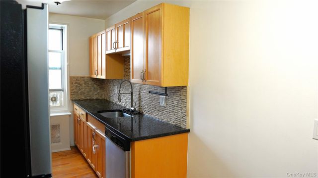 126 Church Street 6C, New Rochelle, NY 10805