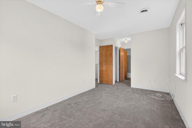 2147 CLOVERLEAF RD, Mount Joy, PA 17552