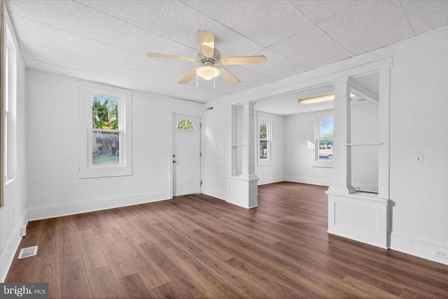 2147 CLOVERLEAF RD, Mount Joy, PA 17552