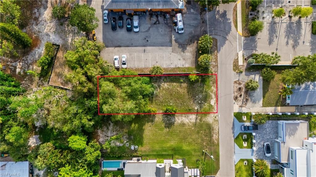 2960 Coco AVE, NAPLES, FL 34112 — photo 2