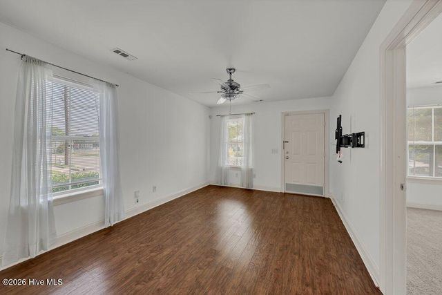 100 S 11th Street, Wilmington, NC 28401