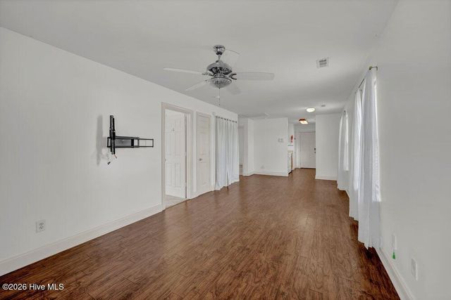 100 S 11th Street, Wilmington, NC 28401