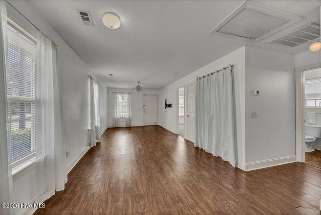 100 S 11th Street, Wilmington, NC 28401