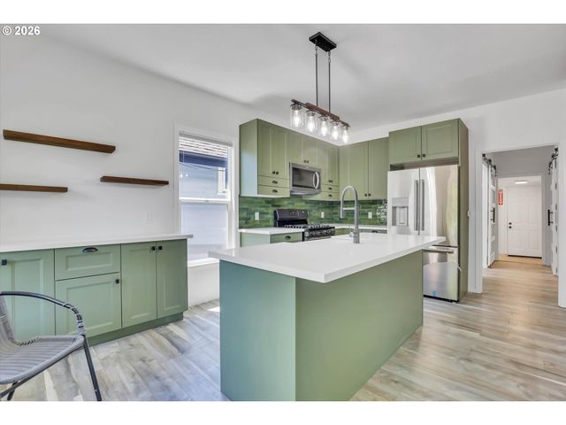 4009 Ne GRAND Ave, Portland, OR 97212