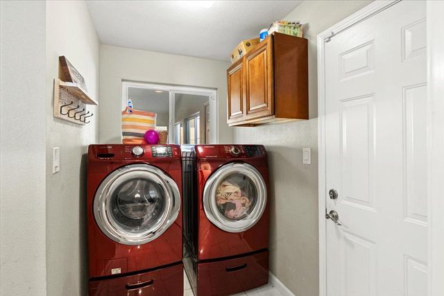 6821 Will Rogers Dr, Fair Oaks, CA 95628