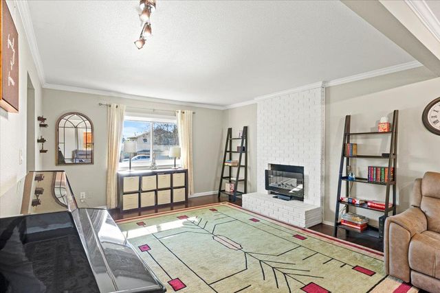 6821 Will Rogers Dr, Fair Oaks, CA 95628