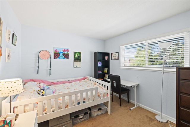 6821 Will Rogers Dr, Fair Oaks, CA 95628