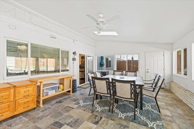 6821 Will Rogers Dr, Fair Oaks, CA 95628