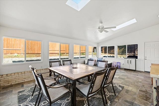 6821 Will Rogers Dr, Fair Oaks, CA 95628