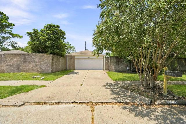 16250 Indian Mill Drive, Houston, TX 77082