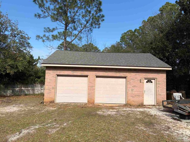 9631 Sunnybrook Dr, Navarre, FL 32566