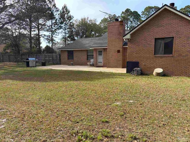 9631 Sunnybrook Dr, Navarre, FL 32566