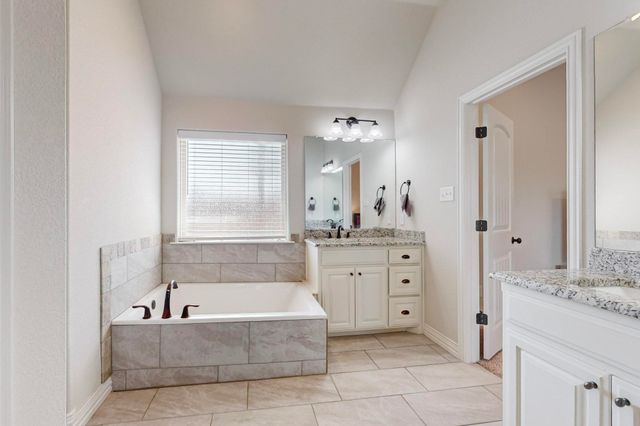 160 Melbourne Drive, Willow Park, TX 76087