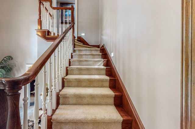 2121 Bay Club Drive, Arlington, TX 76013