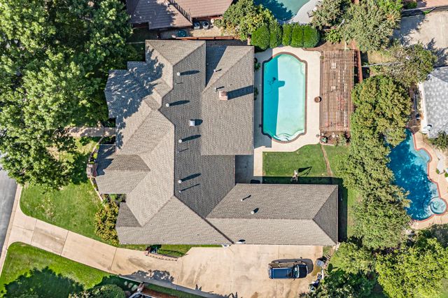 2121 Bay Club Drive, Arlington, TX 76013
