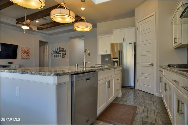 7373 CIMARRON GAP Drive, El Paso, TX 79911