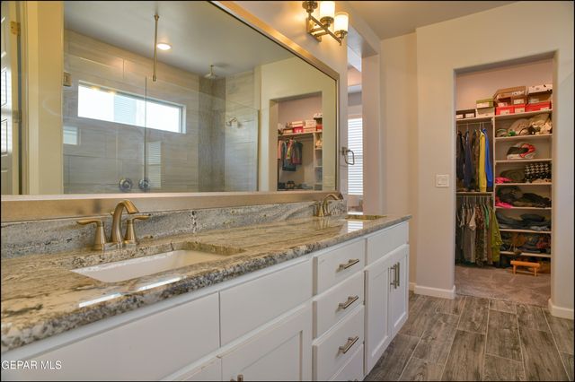 7373 CIMARRON GAP Drive, El Paso, TX 79911