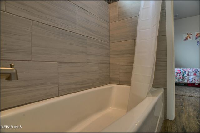 7373 CIMARRON GAP Drive, El Paso, TX 79911