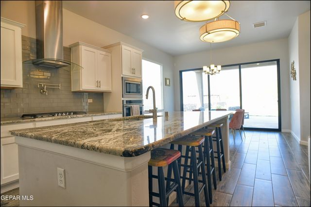 7373 CIMARRON GAP Drive, El Paso, TX 79911