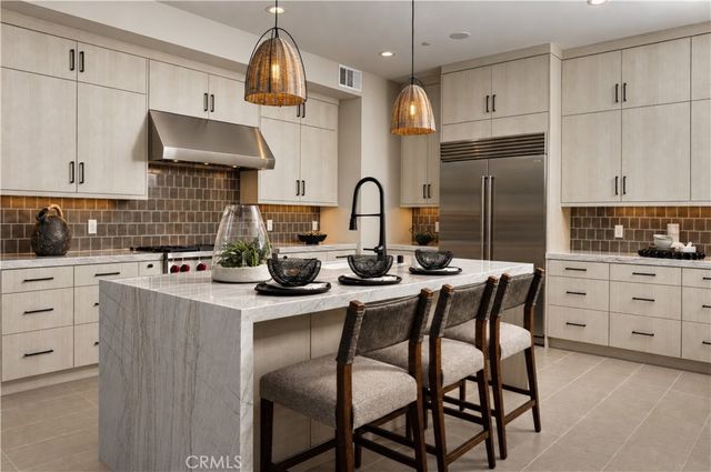 421 Mila, Irvine, CA 92618